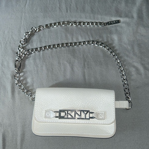 DKNY White Vegan Leather Belt Bag with Chain Strap - Picture 1 of 7